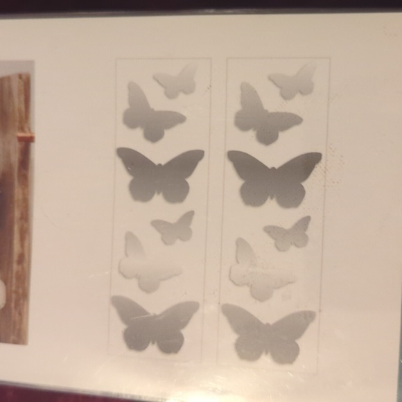 🦋 Mirror Wall Decor - Picture 6 of 9